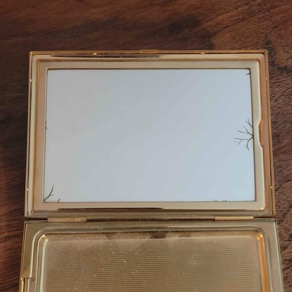 Vintage Brass Majestic Pressed Powder  Compact with dustbag - Picture 4 of 8